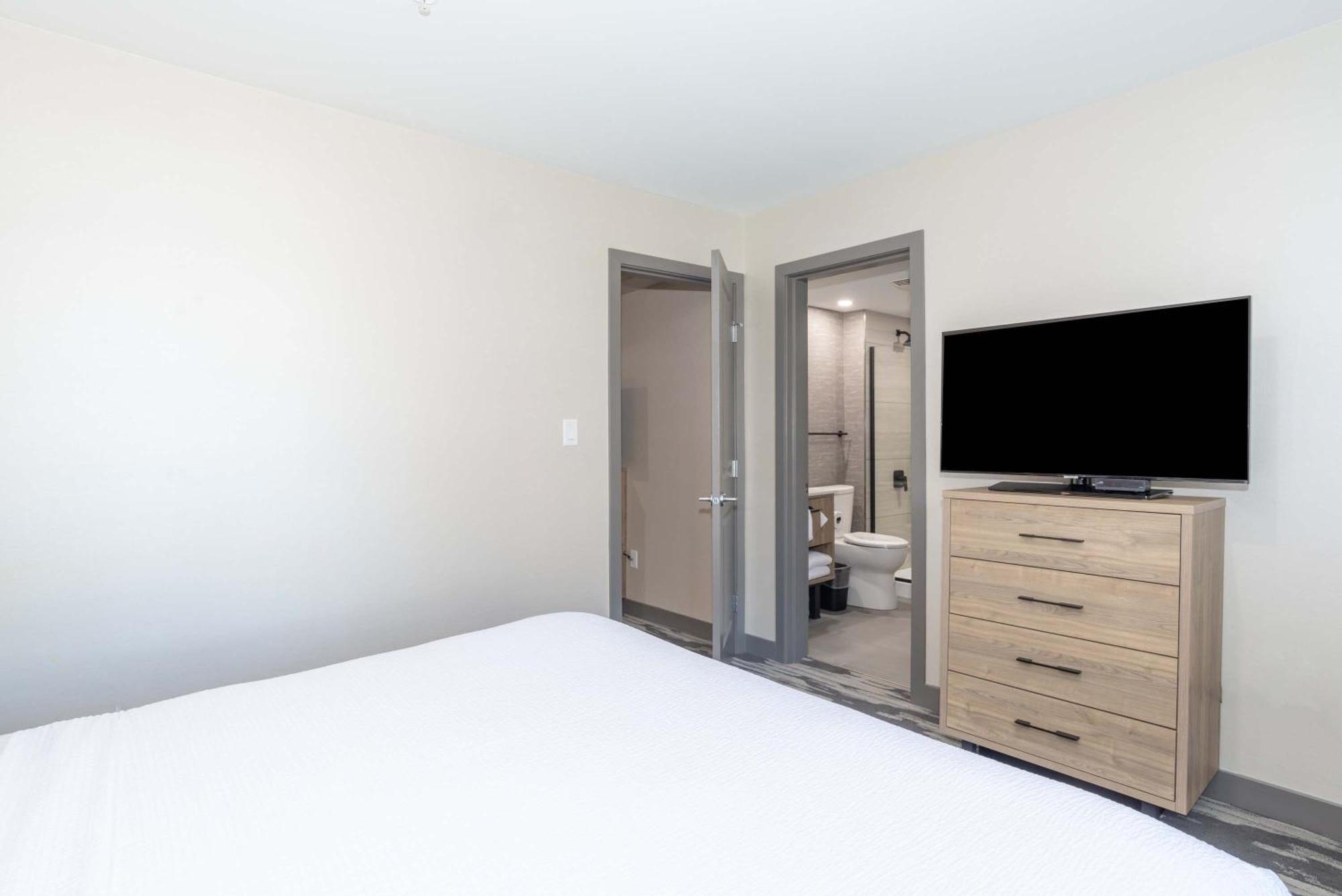 Sandman Hotel & Suites Regina Esterno foto
