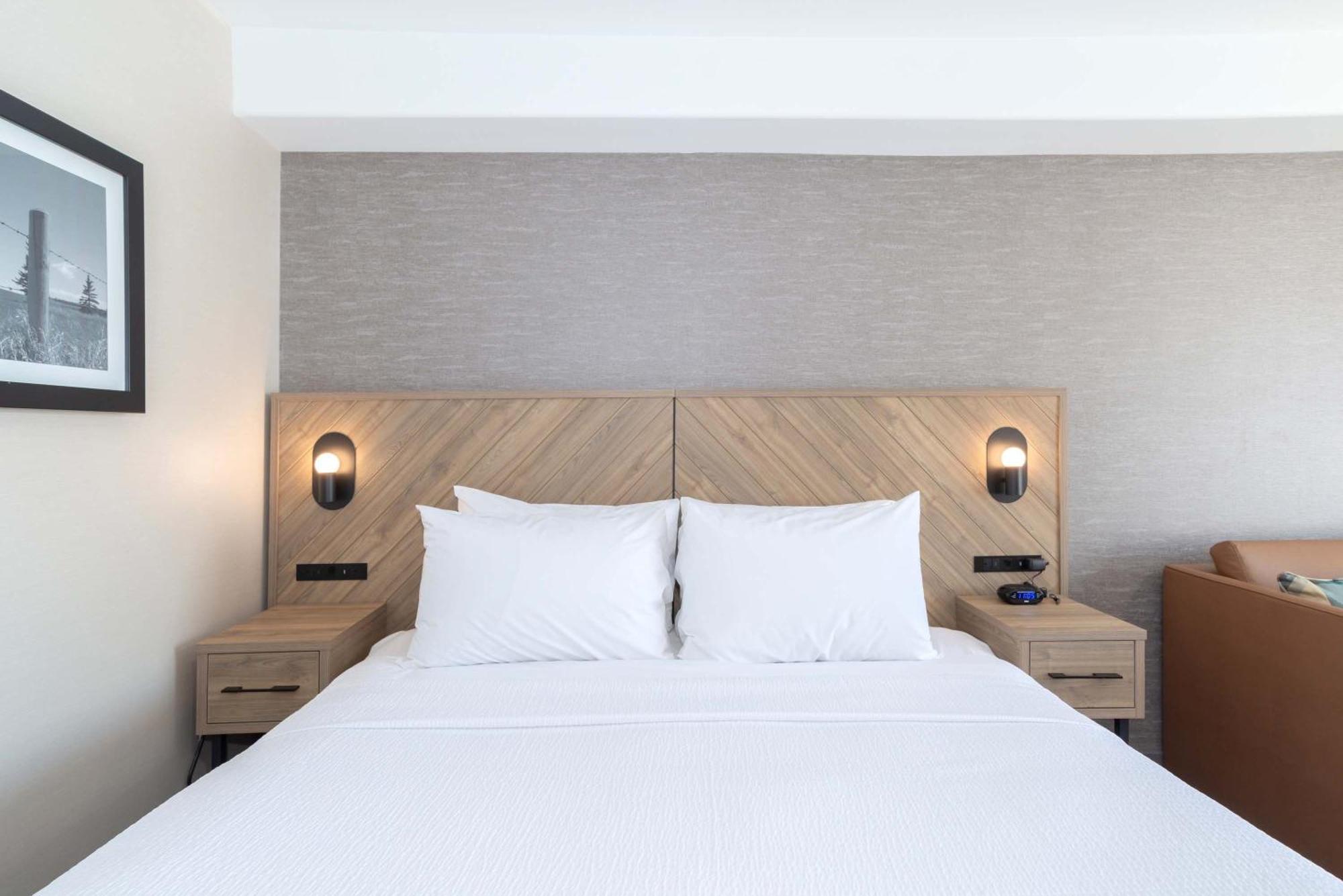 Sandman Hotel & Suites Regina Esterno foto