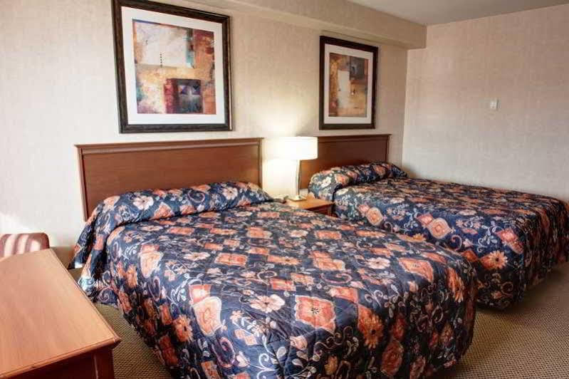 Sandman Hotel & Suites Regina Esterno foto